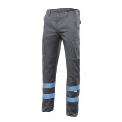 Calça multibolsos stretch c/faixas refletoras